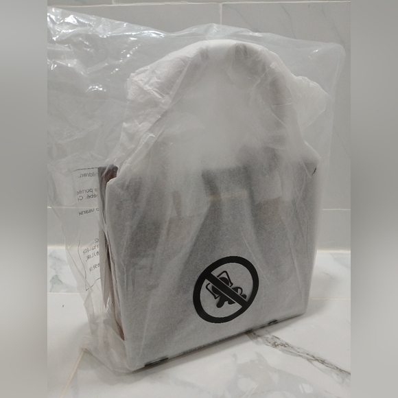 MICHAEL KORS Mercer Medium Logo and Leather Accordion Crossbody Bag Brown NWT - Picture 4 of 16